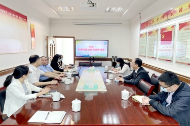 平湖市政协主席何健莅临ky体育官网入口全资子公司平湖景包调研走访