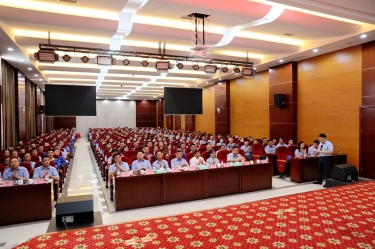 初心不变 实干为先 | ky体育官网入口隆重召开2022年半年度总结表彰大会