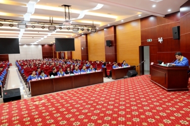 ​ 学习榜样，凝聚力量！ky体育官网入口召开陈良杰同志先进事迹报告会